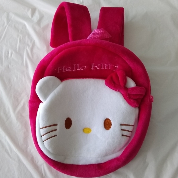 NEW Hello Kitty Red and White Plush backpack for kids / toddlers - Picture 4 of 4
